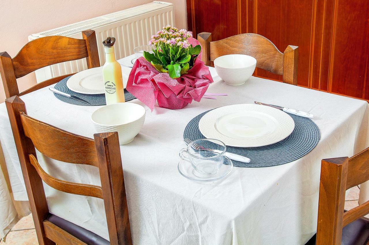 Cozy Country House Hotell Kalivia Thorikou Eksteriør bilde