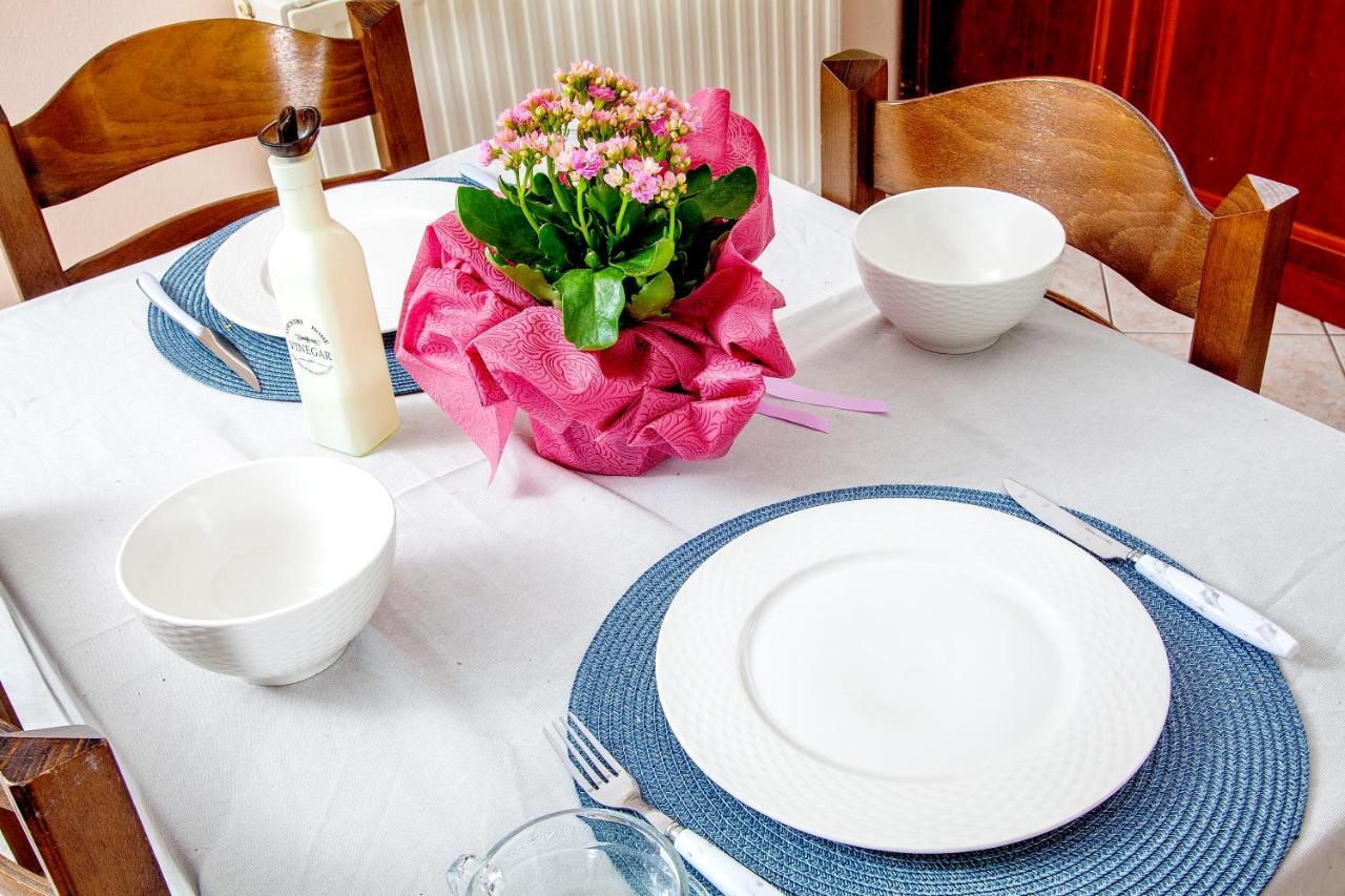 Cozy Country House Hotell Kalivia Thorikou Eksteriør bilde